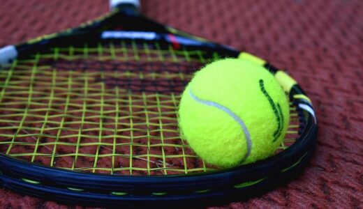 テニスラケットのガット　本当にそんな頻度で張り替えなければいけないの？！