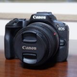 気軽に使えるカメラ 小型・軽量で高性能な EOS R50