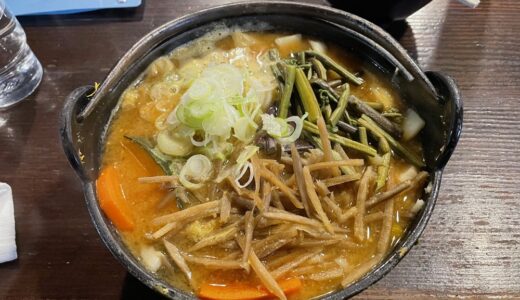 山梨の郷土料理「ほうとう」　老舗の小作で食べてみた！